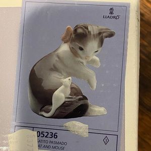 Lladro - Cat and Mouse #05236